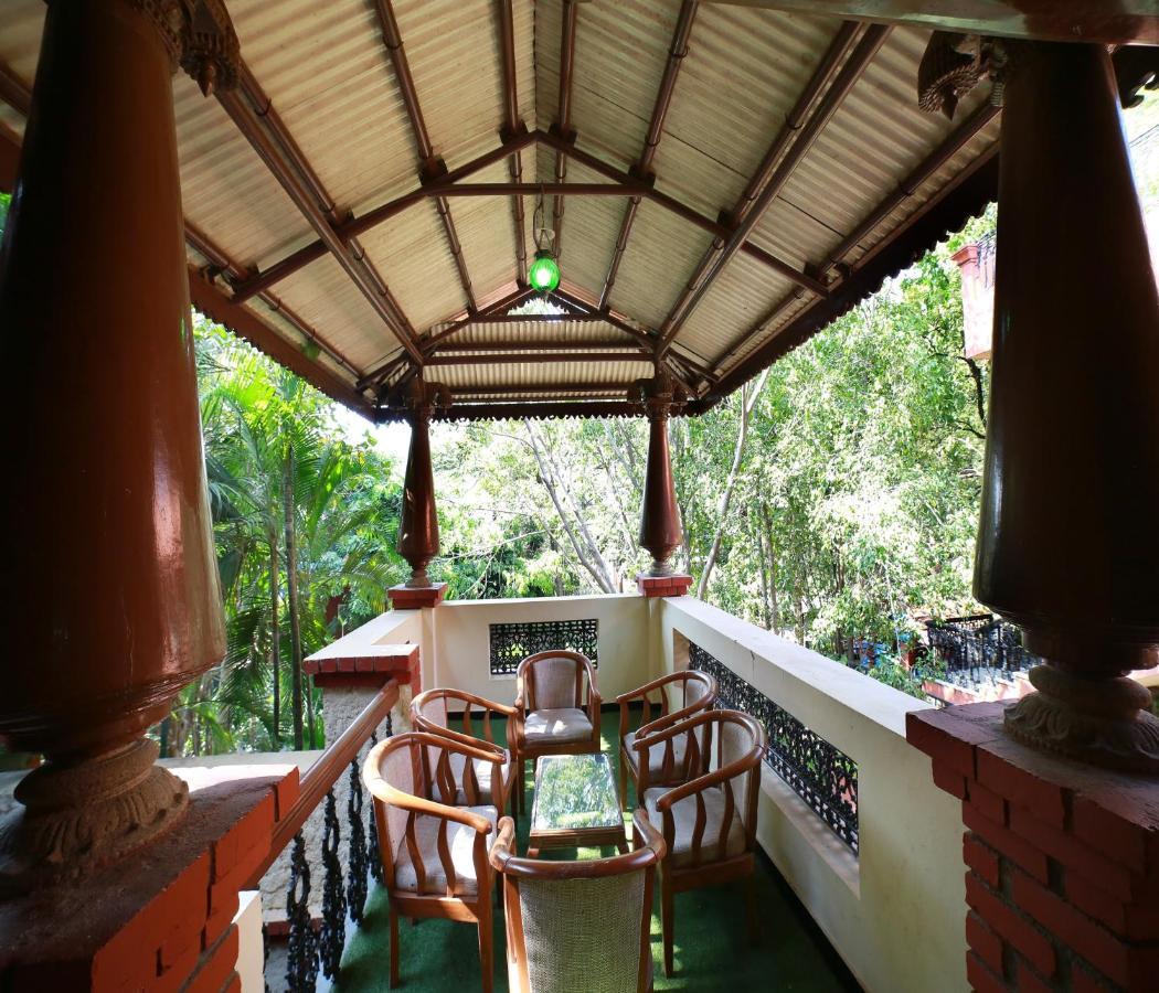 Aalankrita Resort & Convention Secunderabad Bagian luar foto